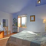 Terra San Raffaele 10&3, Emma Villa